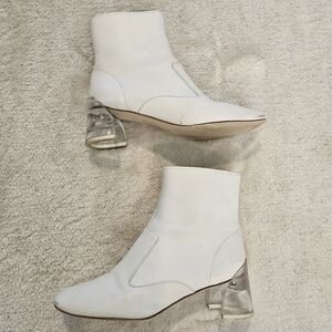 Jeffrey Campbell White Ankle Boots Clear Block Heel Size 9 70s Avant Garde Retro
